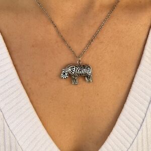 Filigree Elephant Pendant Necklace Silvertone chain and Pendant 32”